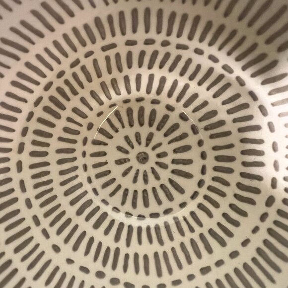 Two (2) SIGNATURE HOUSEWARES Mauve Gray Textured Embossed Pedestal Footed Cups - Picture 11 of 15